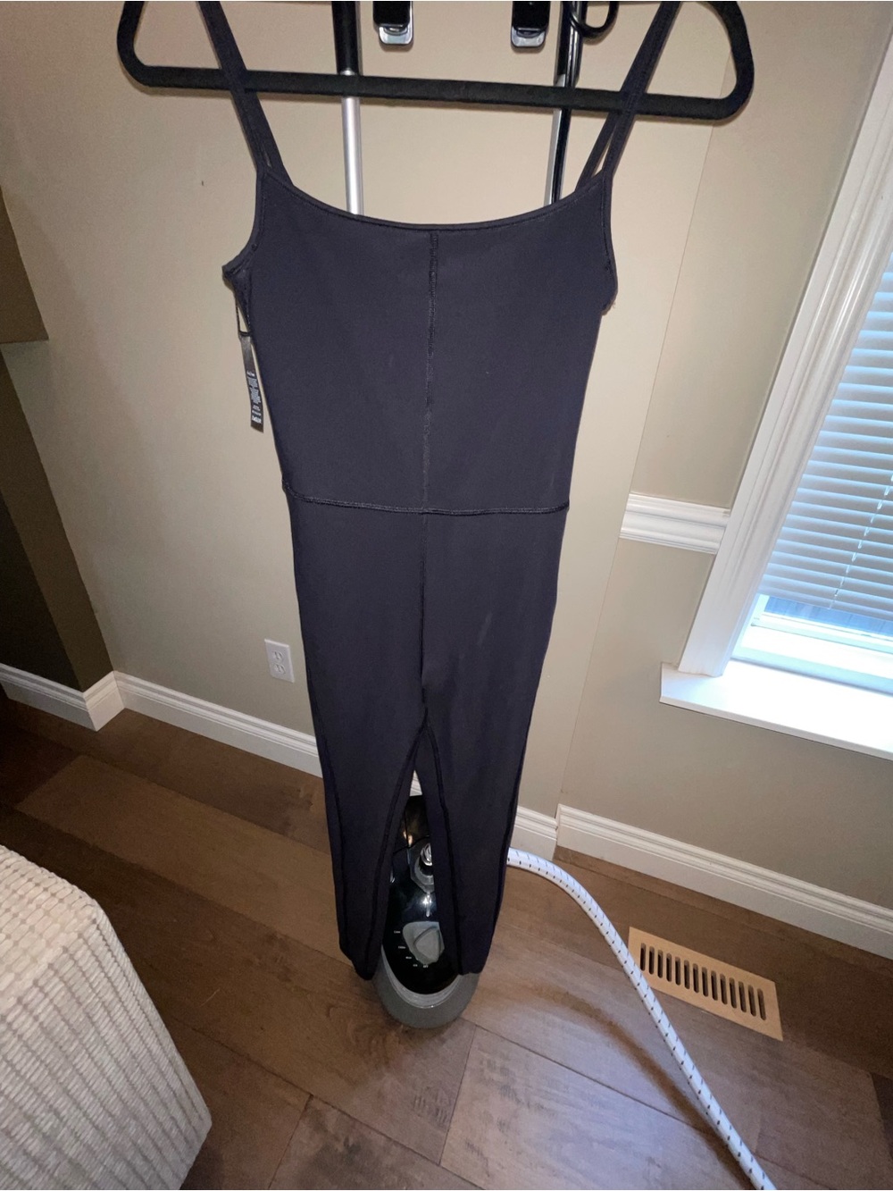 Aritzia Wilfred Free jumpsuit size small